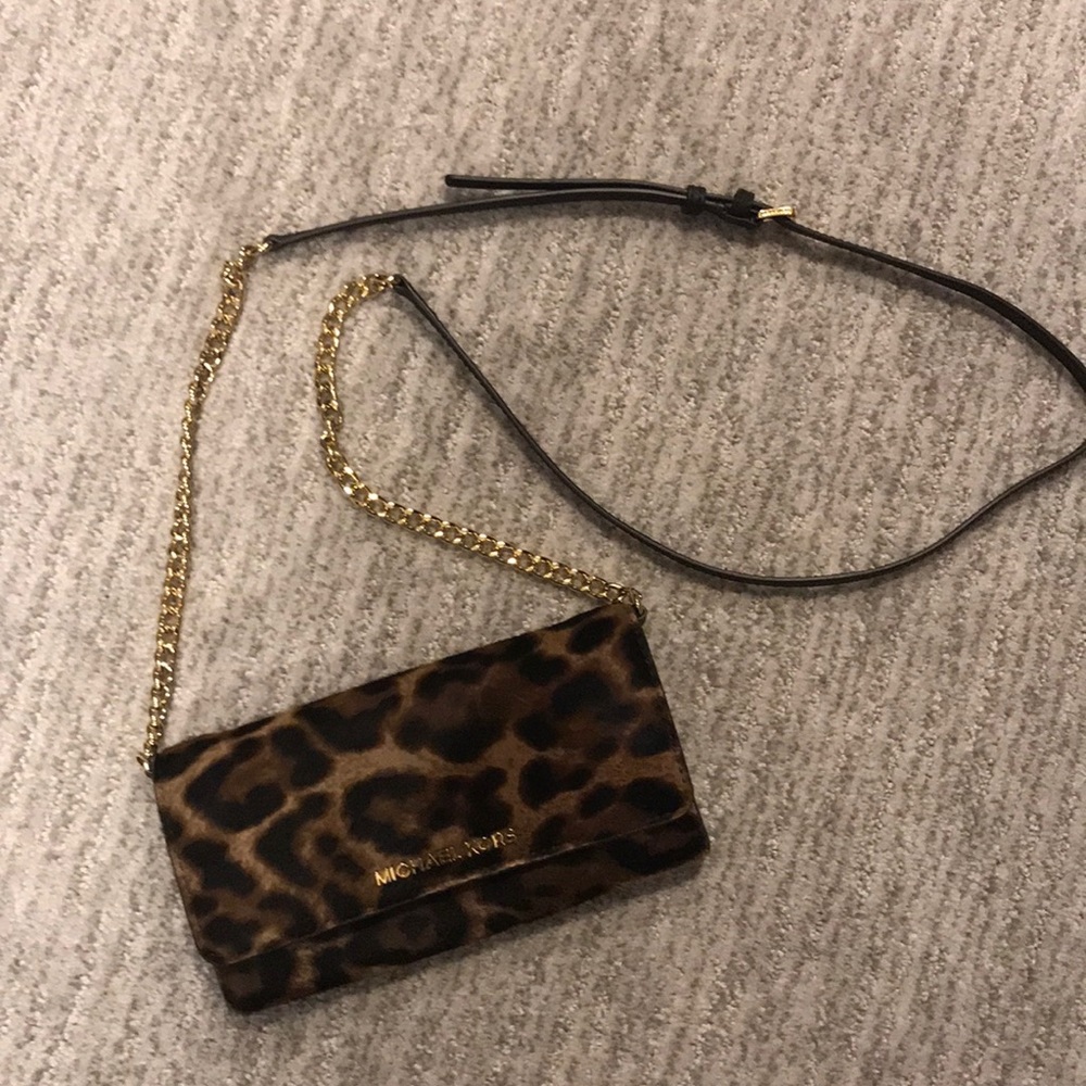 Michael kors crossbody